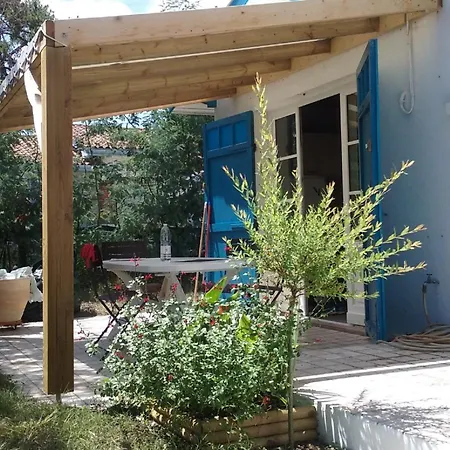 펜션 Hestia 몽탈리베-레-방